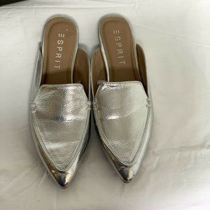 Espirit Silver Slip On Size 6 NWOT